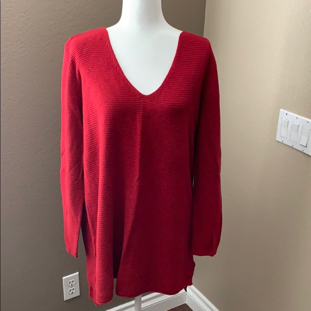 Old Navy XL woman’s red sweater